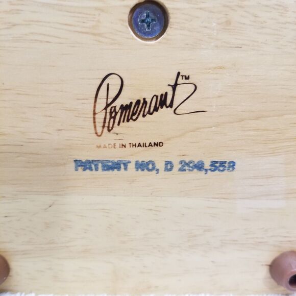 Pomerantz vintage hardwood 1' tall banana hook counter top - Picture 10 of 10